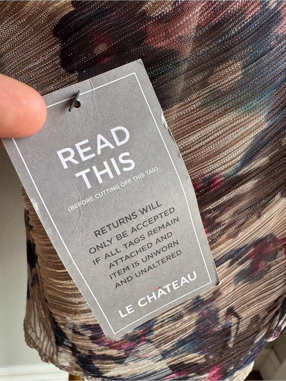 Le Chateau Floral Shimmer Cocktail Dress Sz M Fitted Sexy Party Wrap V-Neck NWT - Picture 14 of 14
